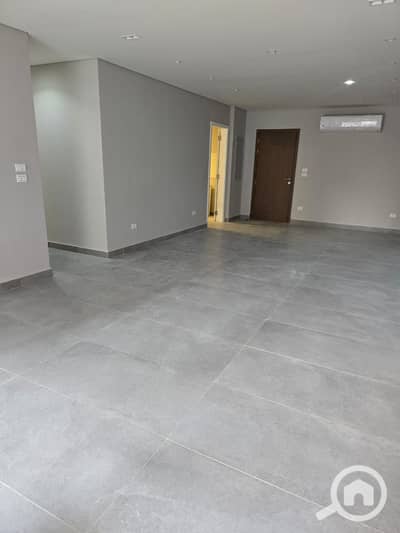 شقة 3 غرف نوم للايجار في الشيخ زايد، الجيزة - WhatsApp Image 2025-10-22 at 5.51. 06 PM (1). jpeg