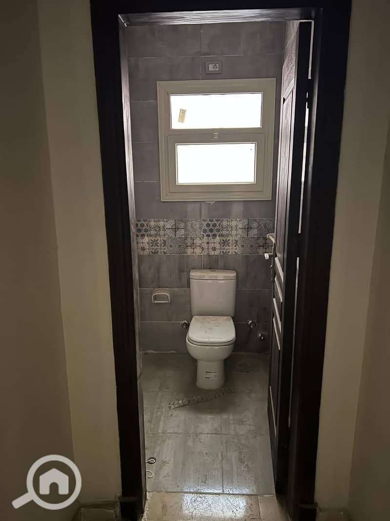 10 WhatsApp Image 2025-10-22 at 4.18. 33 PM (1). jpeg