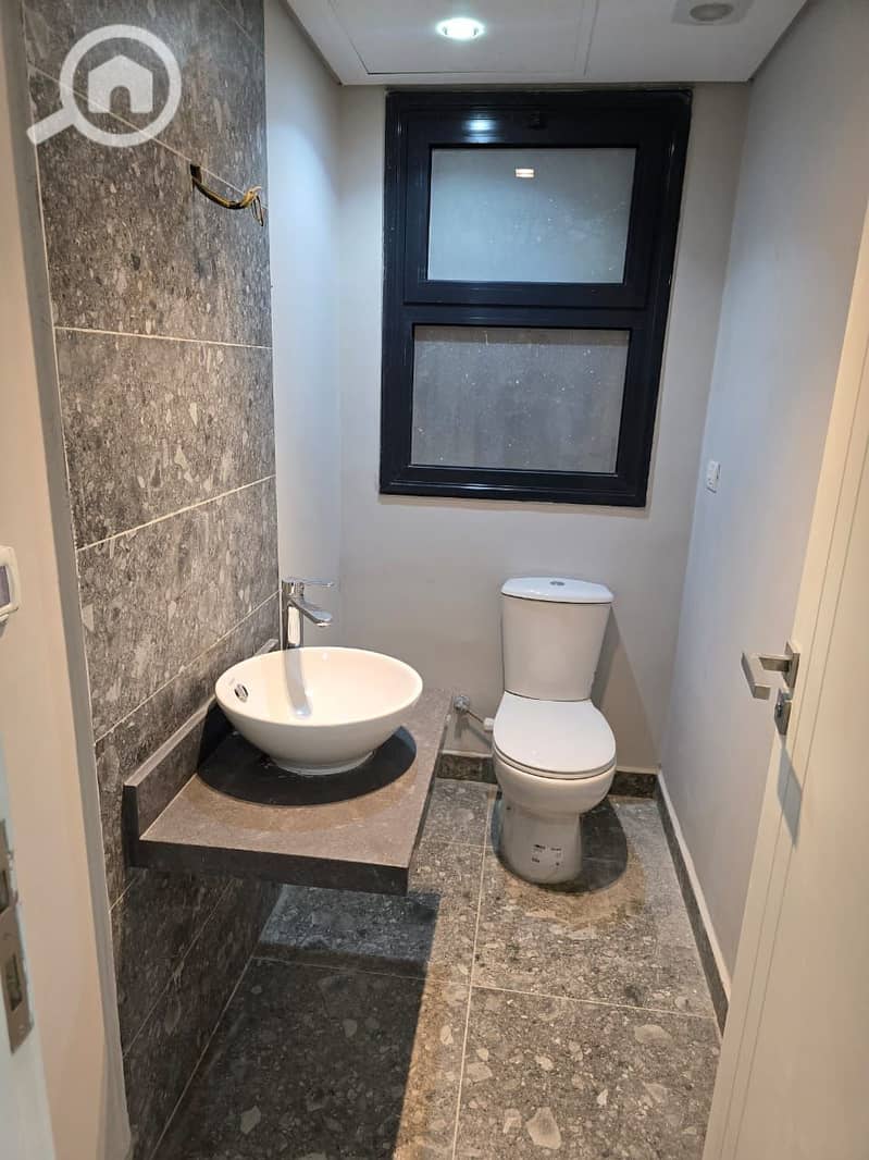 4 WhatsApp Image 2025-10-22 at 5.51. 08 PM (2). jpeg