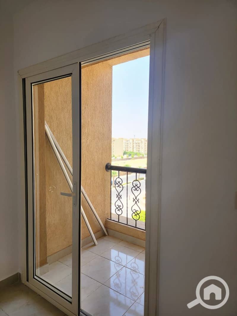 8 73797ca0-cfcb-40e0-bee3-f4f2a9181098. jpeg