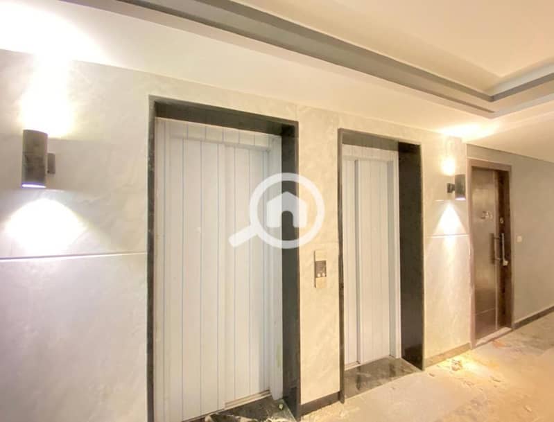 11 fb795d9e-d18f-488f-bfc1-c0ef0d41667f. jpg