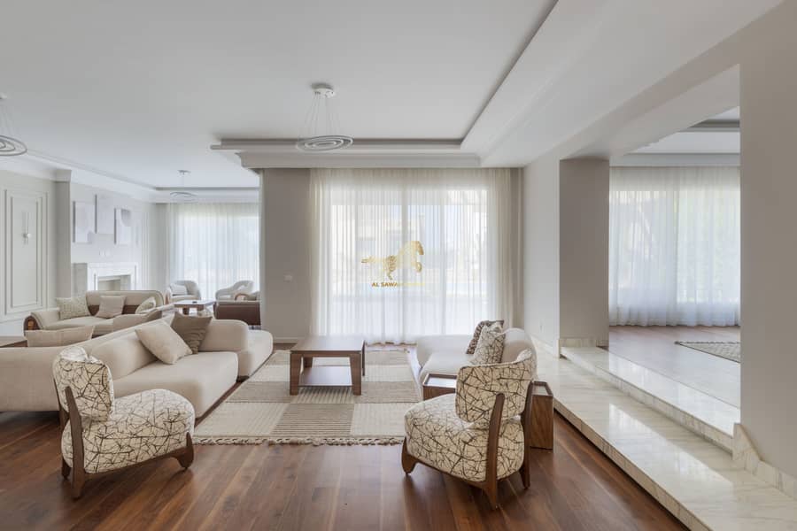 2 IMG_6987-Edit. jpg