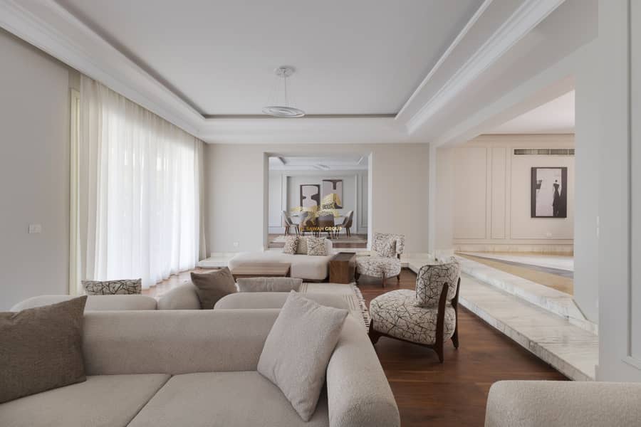 8 IMG_6945-Edit. jpg