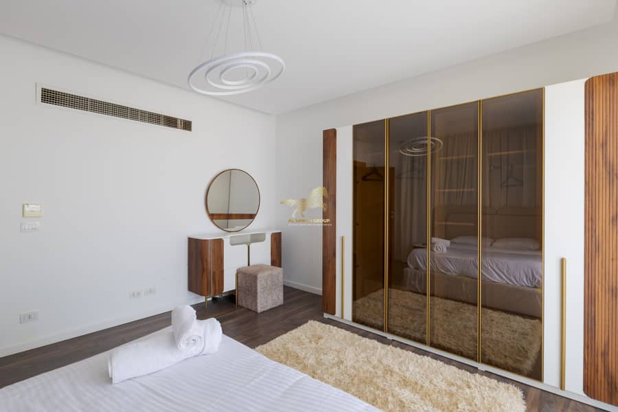 30 IMG_7229-Edit. jpg