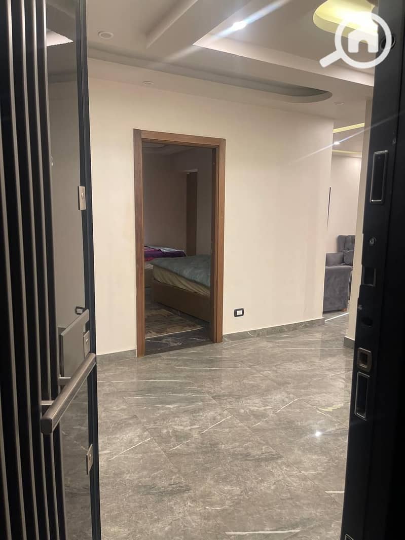 9 742d8eb3-b373-4031-953d-17d6ae85a93e. jpg