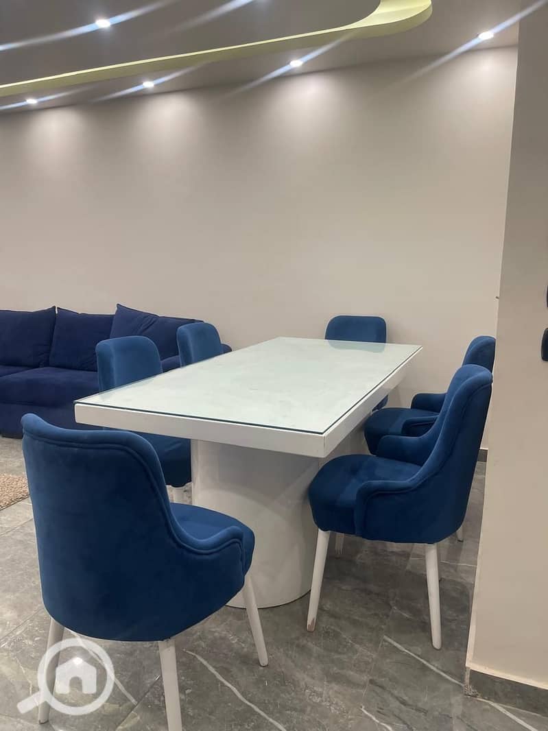 11 bbea56dd-8b54-4026-87a3-c3c6f196721a. jpg