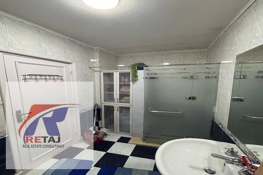 8 379f8c83-7ab6-4c7e-a31b-711fd6860f63. jpg