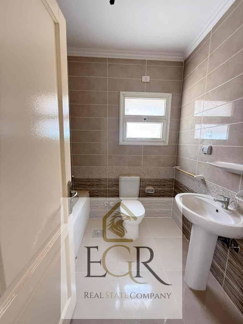 6 aea13a85-c217-46b2-8391-9676dde3cc13. jpg