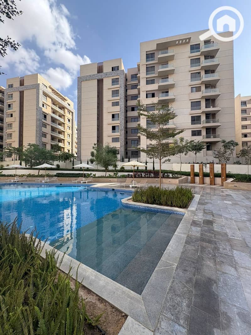 9 f0337780-3d34-4b1d-800f-677b31cf5f52. jpeg