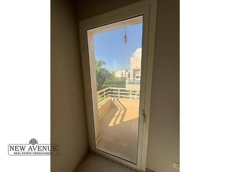 6 WhatsApp Image 2025-10-21 at 9.51. 18 PM (2). jpg