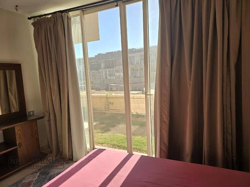 2 WhatsApp Image 2025-10-21 at 10.09. 36 PM (1). jpg