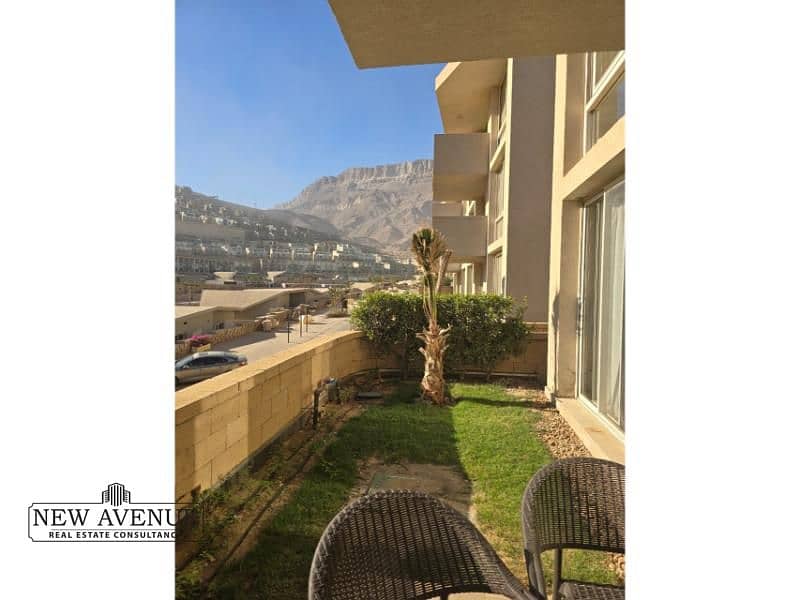 4 WhatsApp Image 2025-10-21 at 10.09. 36 PM. jpg