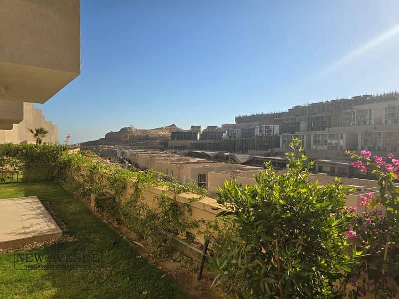 9 WhatsApp Image 2025-10-21 at 10.09. 38 PM. jpg