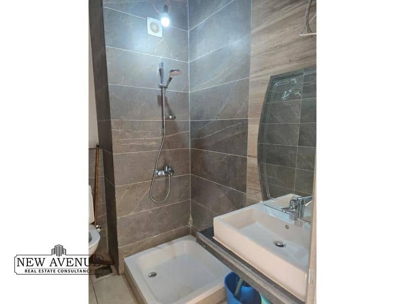 11 WhatsApp Image 2025-10-21 at 10.11. 06 PM (2). jpg