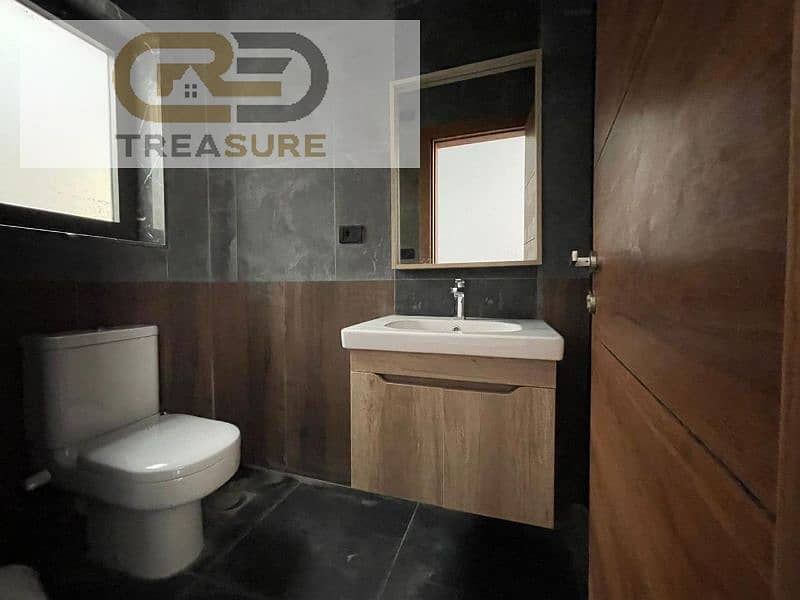 11 WhatsApp Image 2025-10-22 at 9.43. 54 PM. jpg