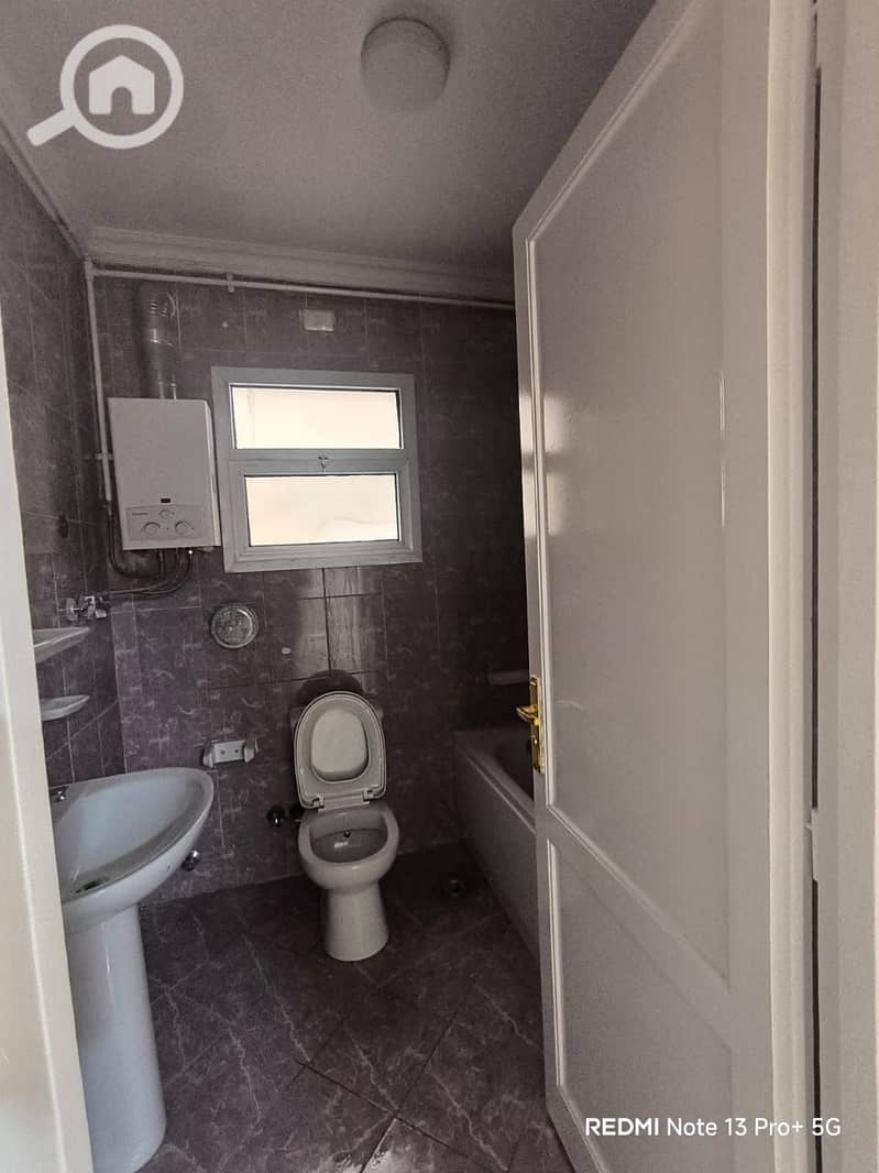 5 صورة واتساب بتاريخ 2025-10-22 في 22.27. 36_6e6851a5. jpg