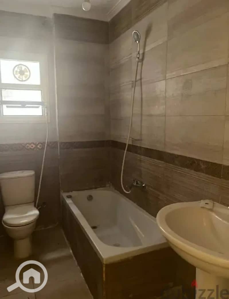 6 0bcc5a43-ee45-47fa-8136-d5e06a03f6ed. jpeg