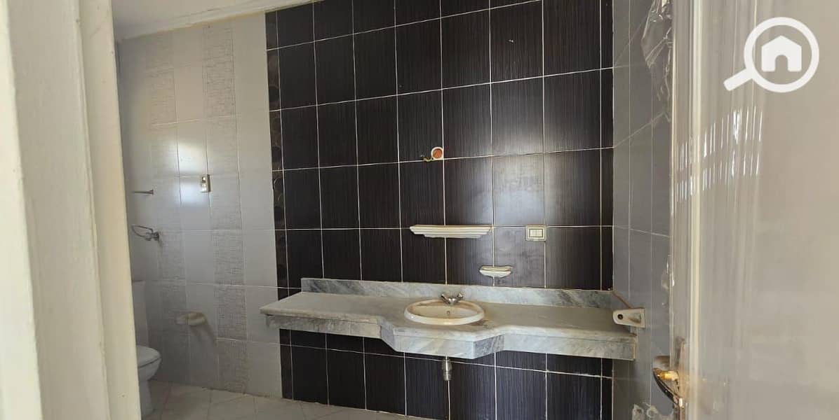 2 صورة واتساب بتاريخ 2025-10-22 في 22.44. 49_d9330c32. jpg