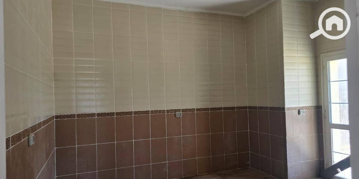 9 صورة واتساب بتاريخ 2025-10-22 في 22.44. 49_5f697781. jpg