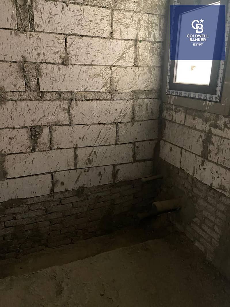 10 179a38f4-73e2-41e1-b994-559186ec2b7f. jpeg