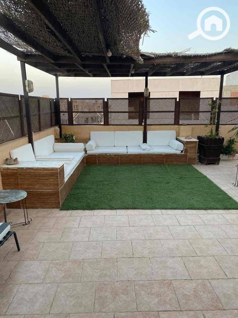 4 2335d405-5860-4e93-936e-e0cba5defb53. jpg