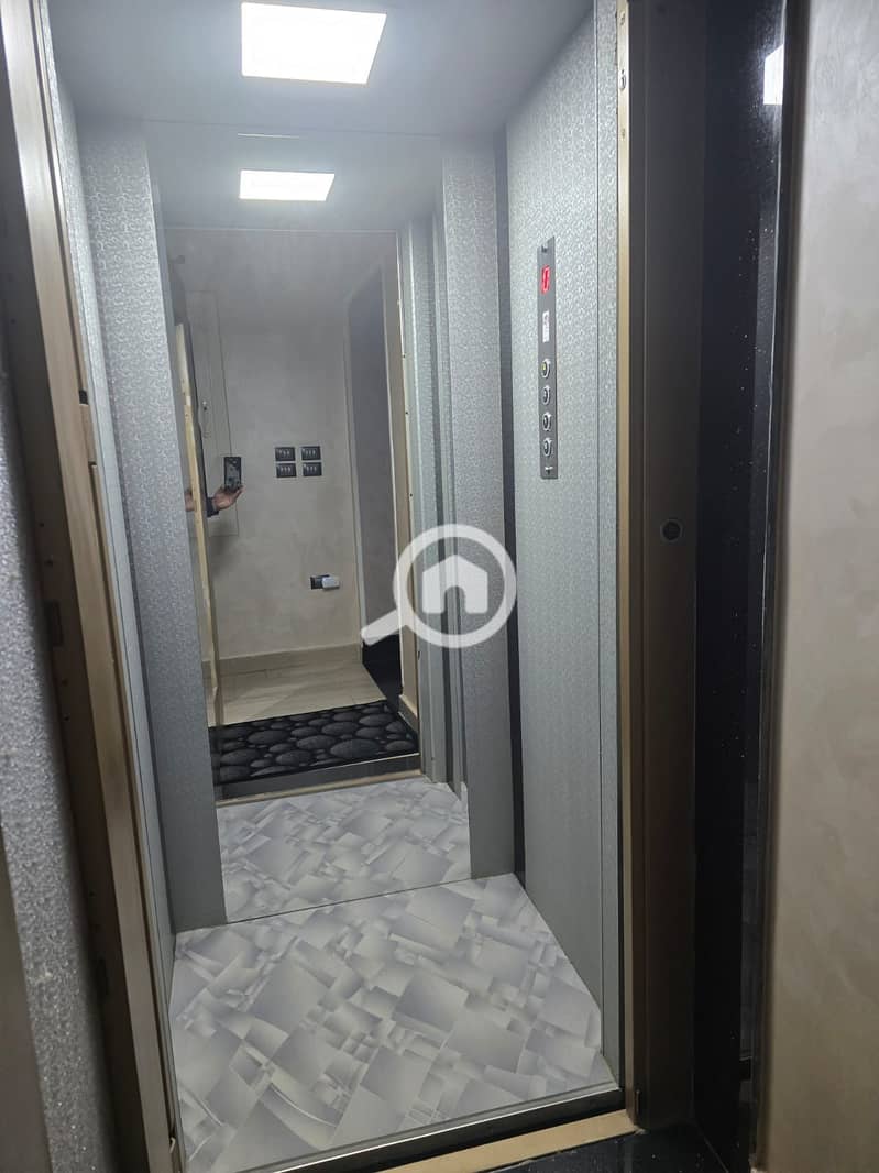 7 WhatsApp Image 2025-10-13 at 01.28. 14_fc4c58c9. jpg