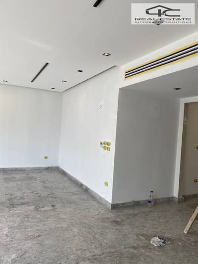 3 Bedroom Apartment for Sale in New Cairo, Cairo - WhatsApp Image 2025-10-15 at 12.03. 55 PM. jpeg 3 Bedroom Apartment for Sale in New Cairo, Cairo - WhatsApp Image 2025-10-15 at 12.03. 55 PM. jpeg