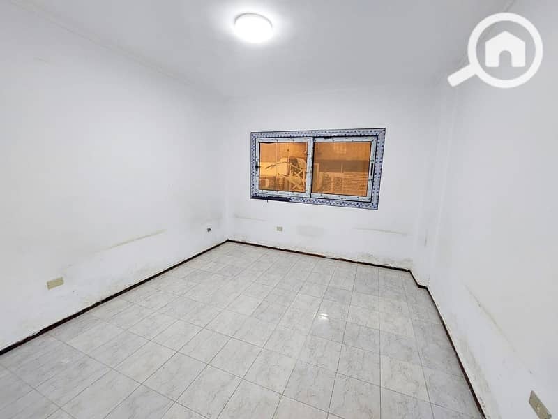 4 a55850ba-55c7-42dd-8fa1-c7ff35bff909. jpeg