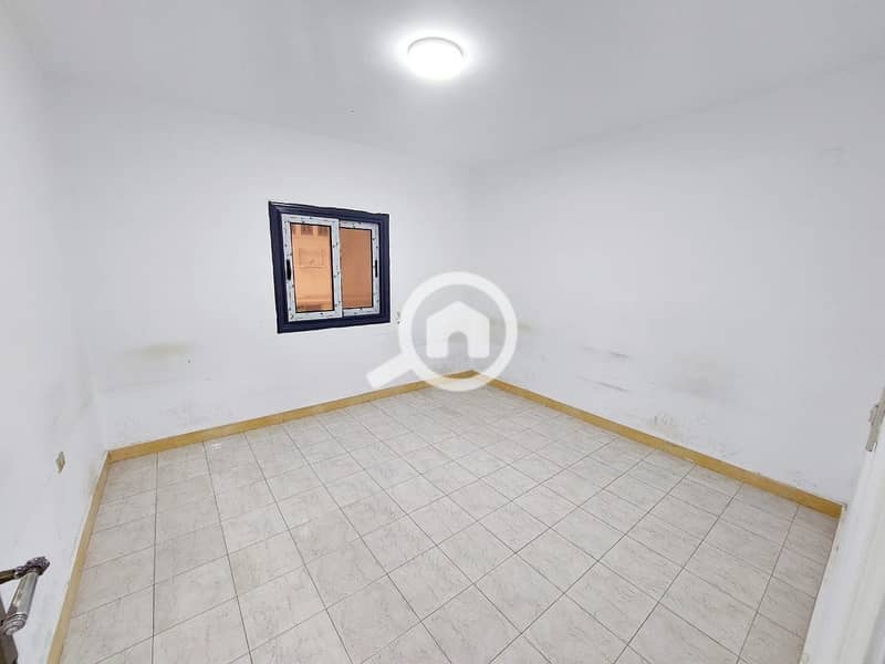 13 def56bea-786d-46bf-a9da-b03b96f59df0. jpeg