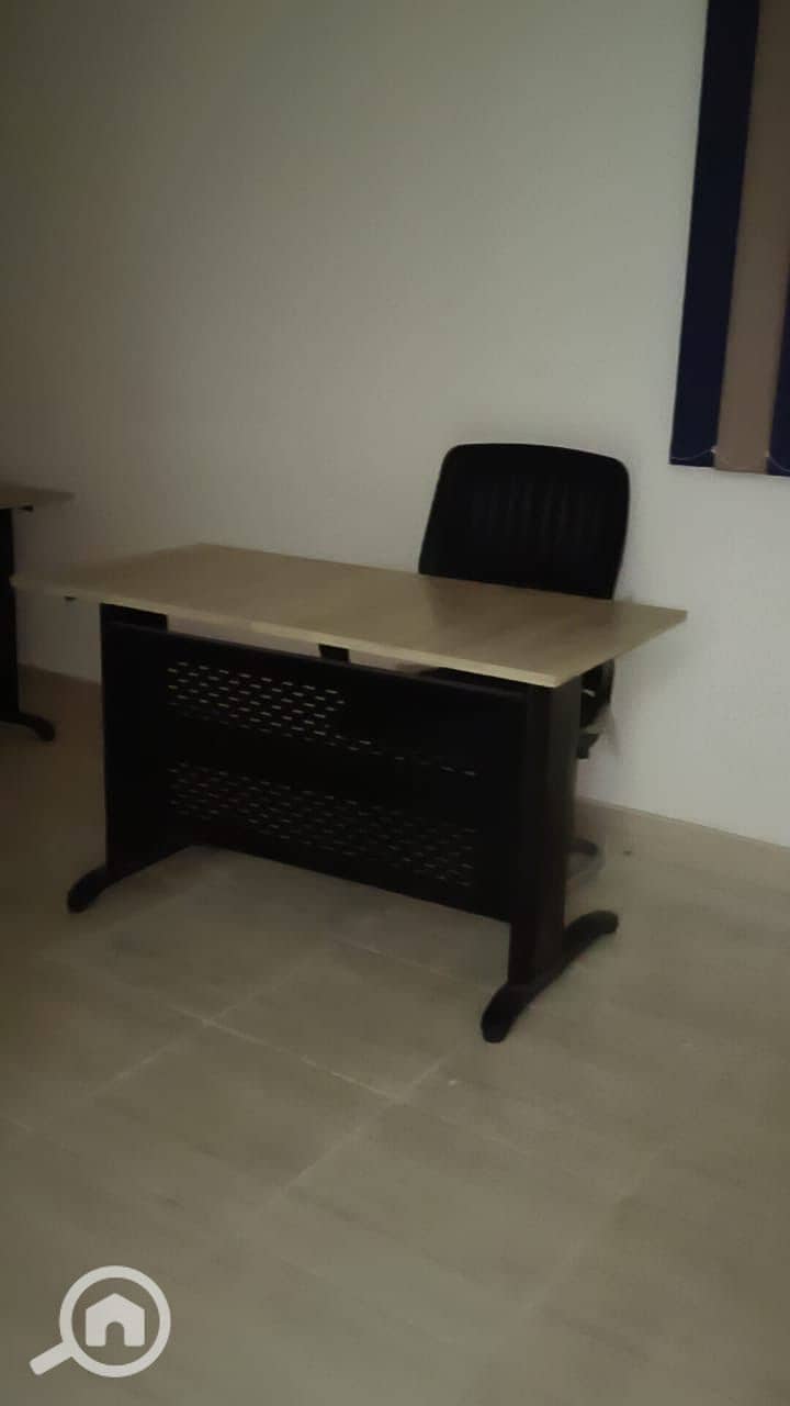 4 01061da6-7c49-4cc4-bfc8-7ff43d577acb. jpeg