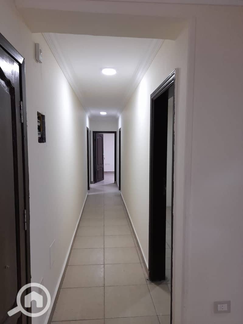 4 a95896e0-fd77-4fe2-9608-d0d2e878ed9c. jpeg