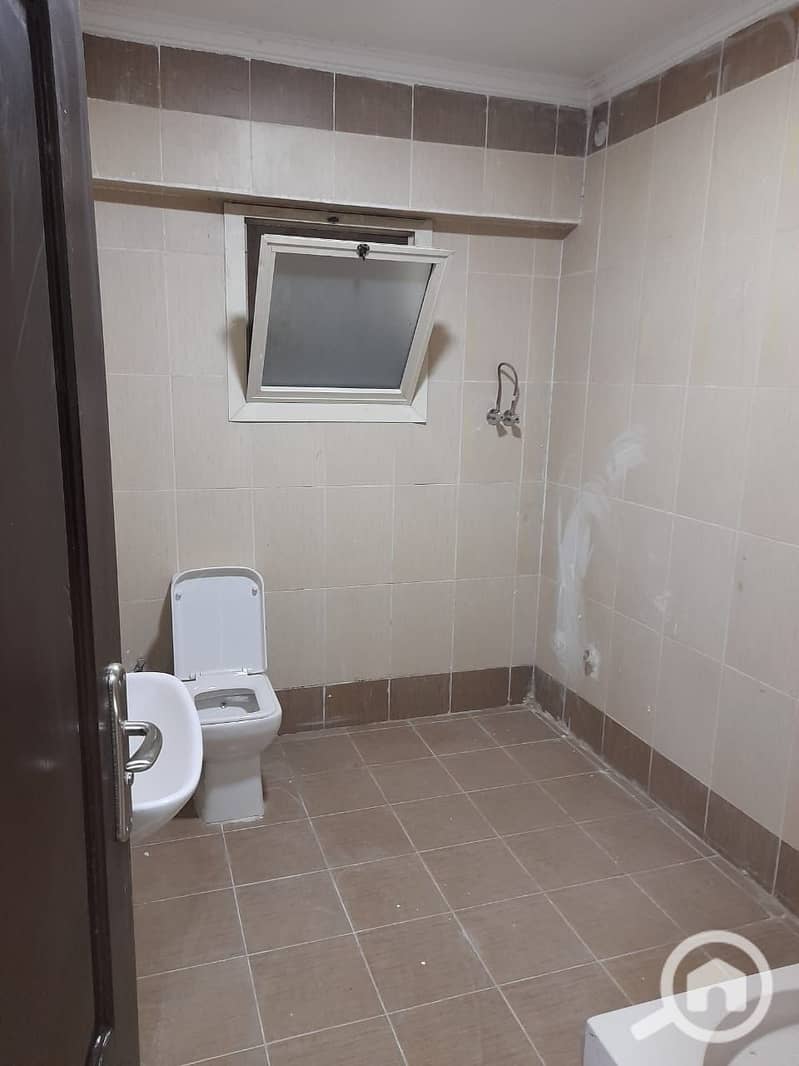 10 ecd004eb-82d1-4436-9f9d-a6c48d6ab323. jpeg