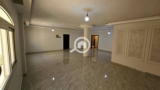 4 Bedroom Flat for Rent in New Cairo, Cairo - WhatsApp Image 2025-10-22 at 8.39. 50 PM. jpeg 4 Bedroom Flat for Rent in New Cairo, Cairo - WhatsApp Image 2025-10-22 at 8.39. 50 PM. jpeg