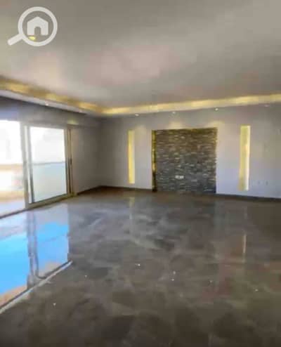 3 Bedroom Flat for Sale in Kafr Abdo, Alexandria - IMG_5308. jpg