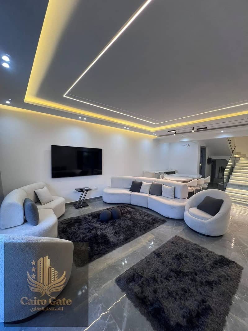 7ed7adb2-af68-49c0-a1bd-0d0654aaf718 (1). jpg