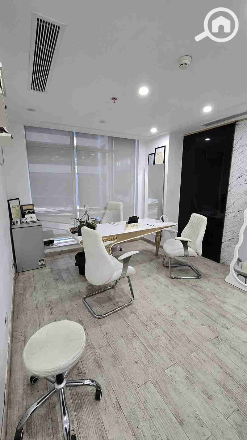 1000094592. jpg 1000094592. jpg