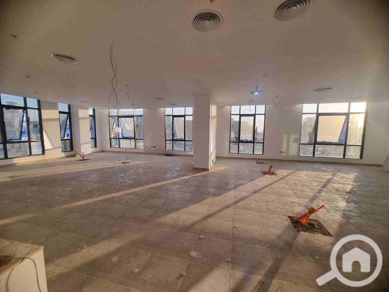 3 ٢٠٢٥٠٨١٧_١٩٠٠١٣. jpg