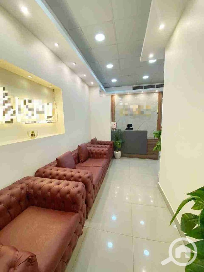 8 FB_IMG_1758231216770. jpg