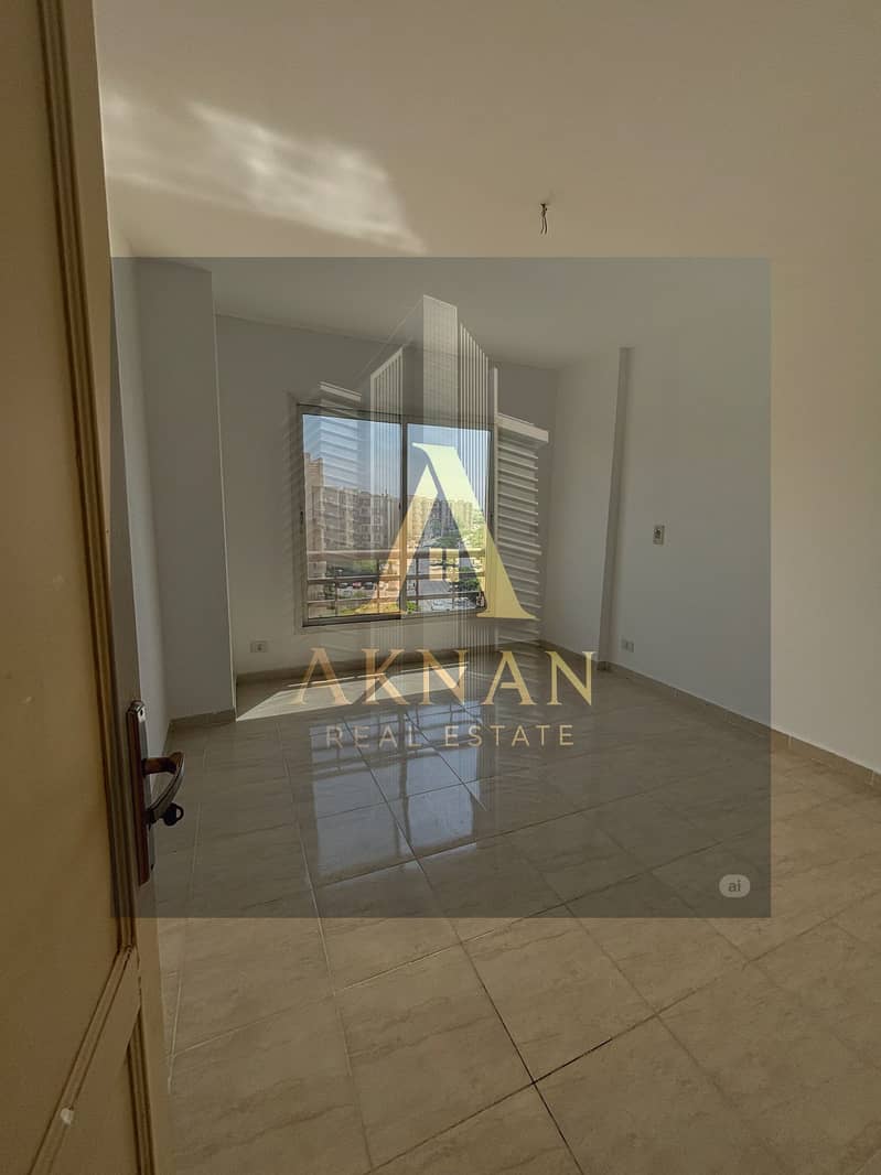 4 WhatsApp Image 2025-10-22 at 10.45. 31 (3) - Copy. jpeg