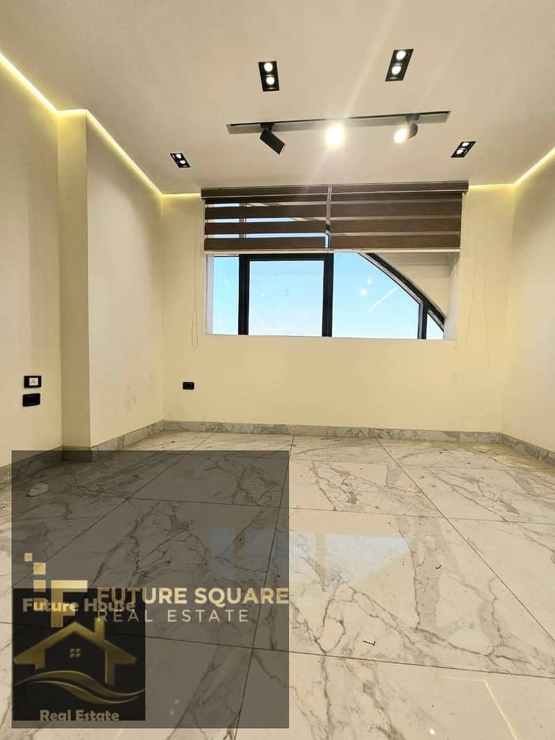 6 WhatsApp Image 2025-10-04 at 7.33. 30 PM. jpeg