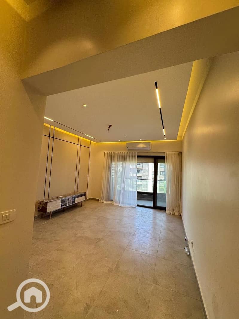 2 6ece5adb-3d69-4dde-a3dc-f51e91971c75. jpg