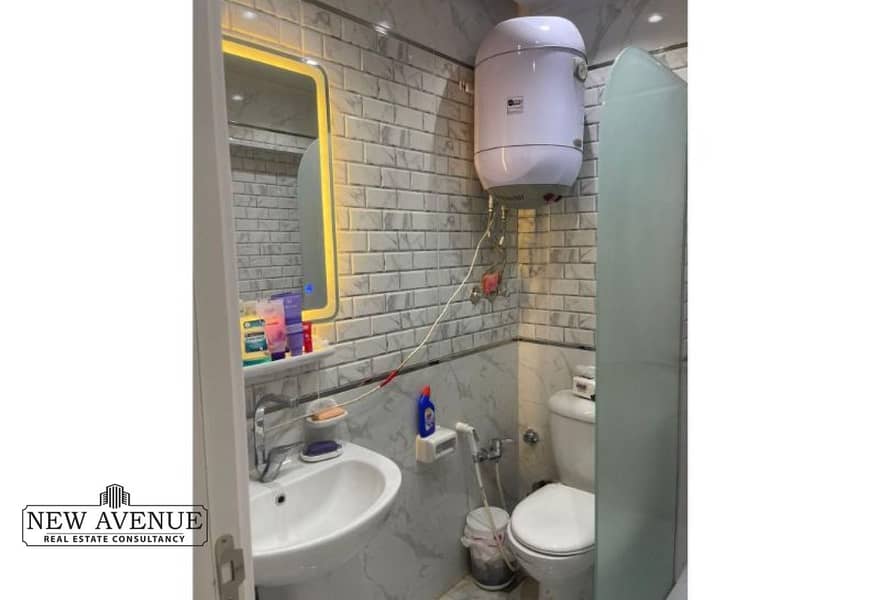 9 bff2fb84-9769-4009-8fc3-131d7c3b11c4. jpg