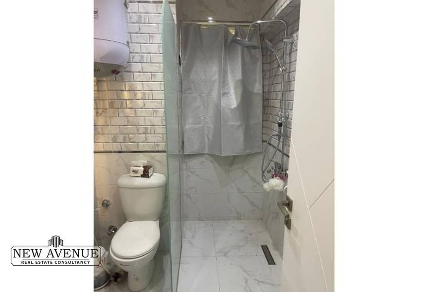 10 01cce536-7b04-4e39-a0d3-4e3bb87da334. jpg