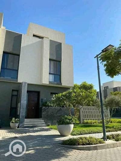 4 Bedroom Villa for Sale in Shorouk City, Cairo - brouj3. jpg