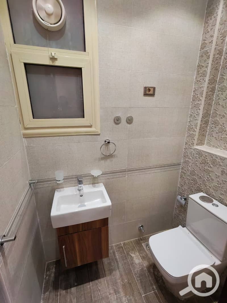 8 WhatsApp Image 2025-10-08 at 2.45. 10 PM. jpeg