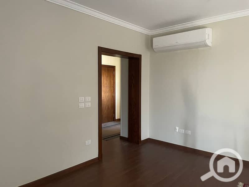 2 WhatsApp Image 2025-10-18 at 4.09. 25 PM (1). jpeg