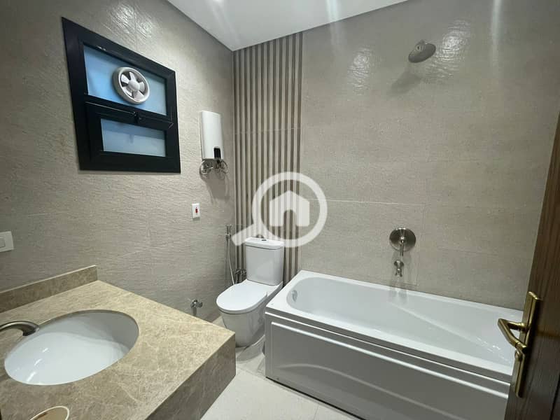 3 WhatsApp Image 2025-10-18 at 4.09. 25 PM. jpeg