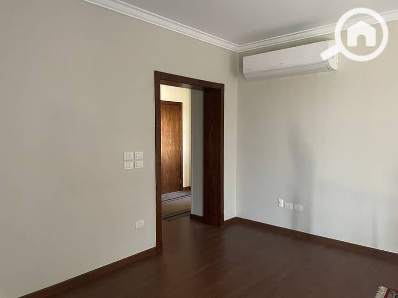 4 WhatsApp Image 2025-10-18 at 4.09. 26 PM. jpeg