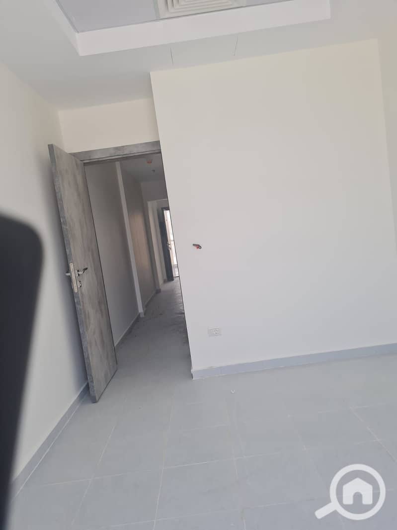 8 WhatsApp Image 2025-10-19 at 6.01. 54 PM. jpeg