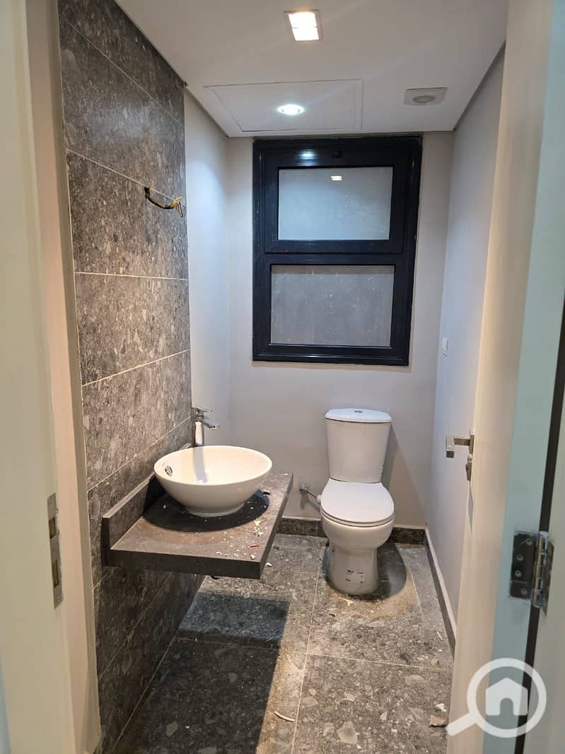 2 WhatsApp Image 2025-09-16 at 14.57. 42_1c8e7b95. jpg